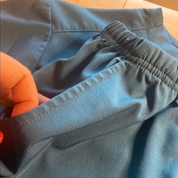 Barco Uniforms NWOT Teal Blue Scrubs Set - Picture 7 of 9